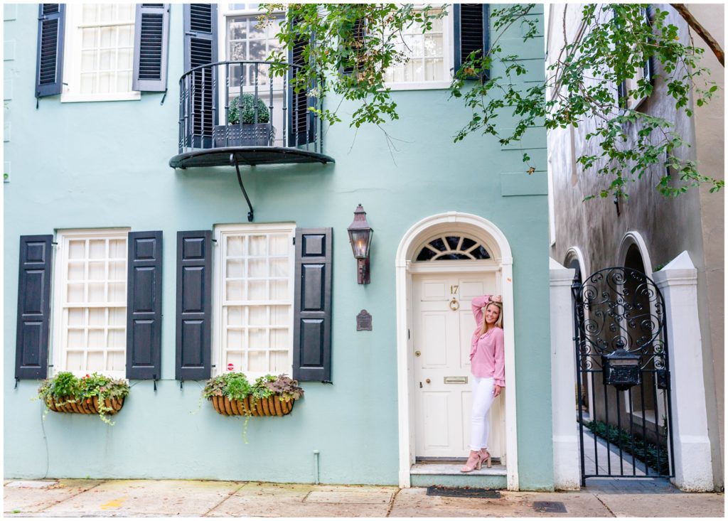 Southern and colorful Charleston historic District Senior Portraits