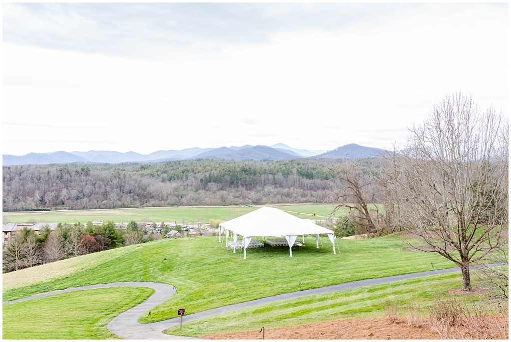 Photo of the outdoor covered tent ceremony at the inn at biltmore estate